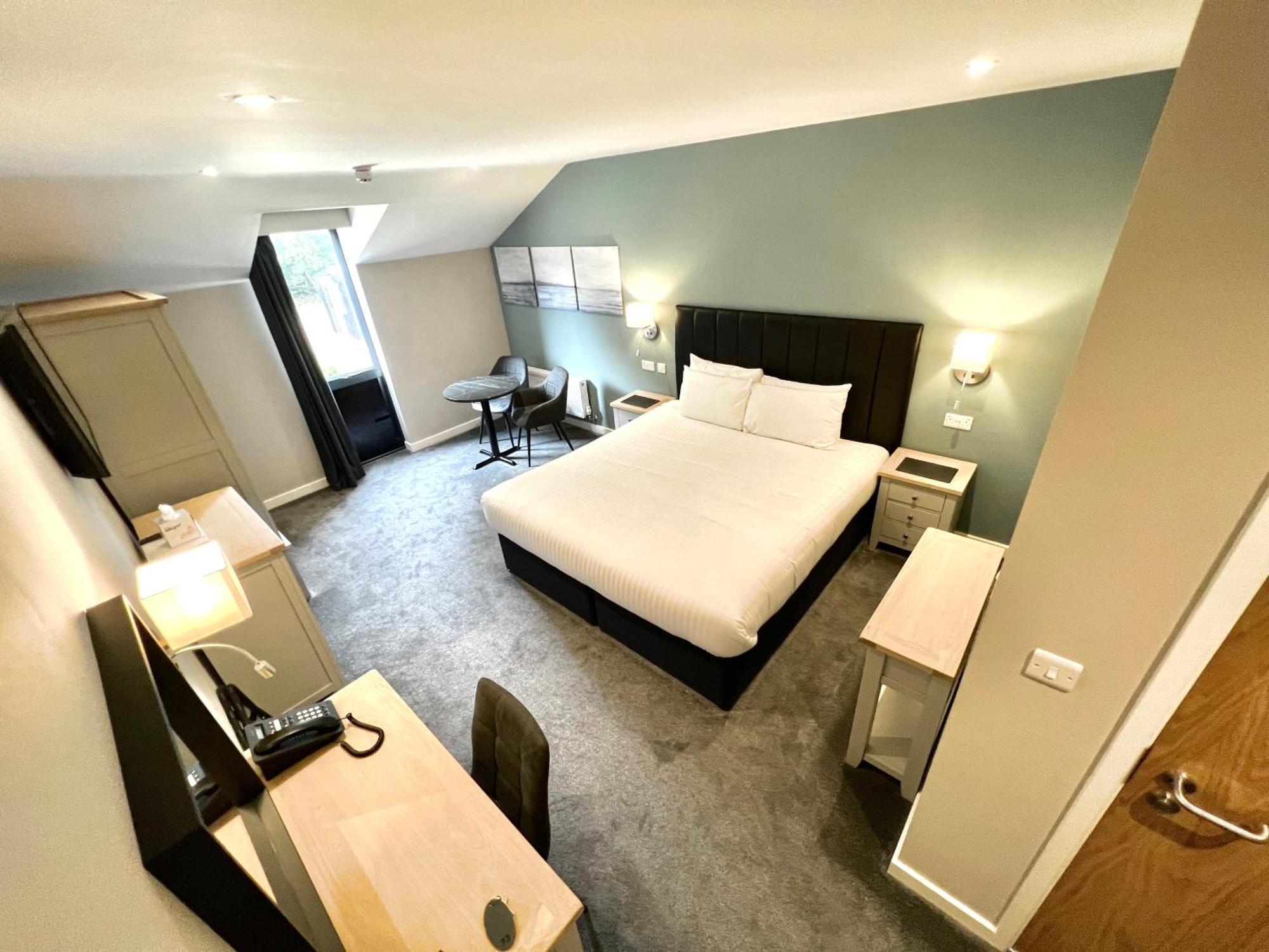 South Lawn Hotel Lymington Buitenkant foto