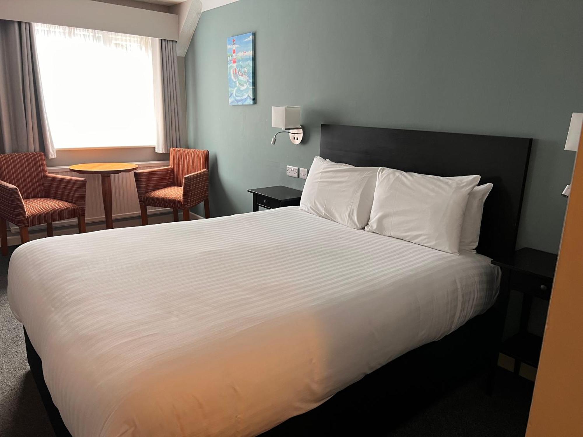 South Lawn Hotel Lymington Buitenkant foto