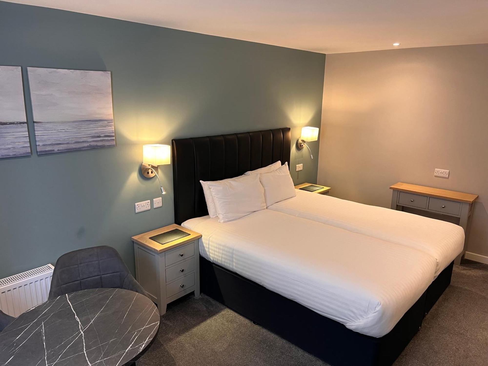 South Lawn Hotel Lymington Buitenkant foto