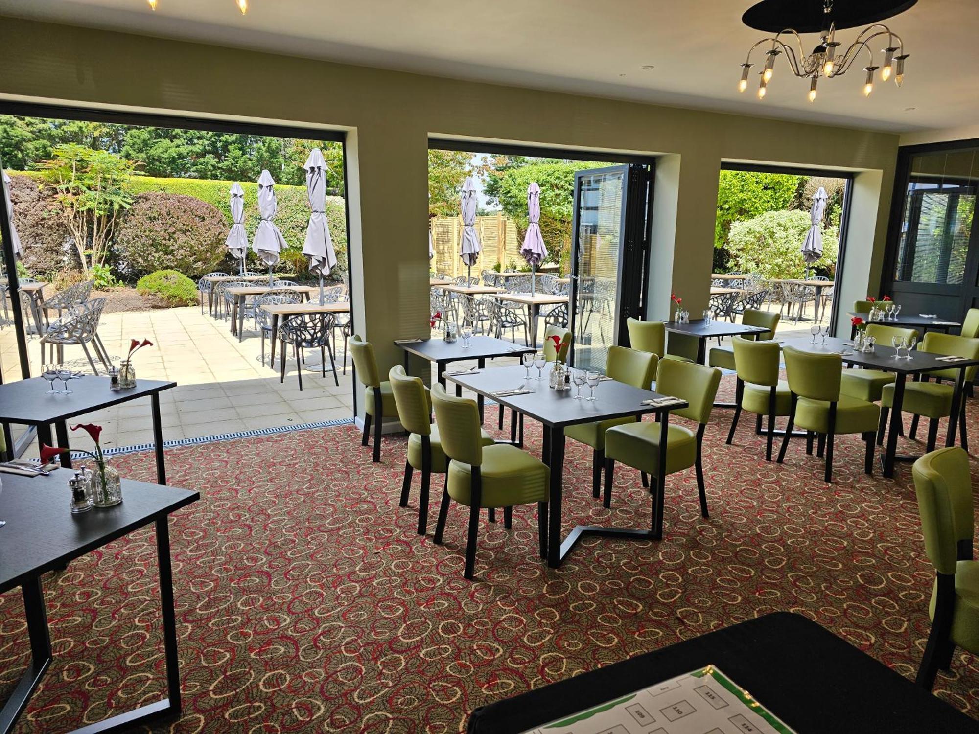 South Lawn Hotel Lymington Buitenkant foto